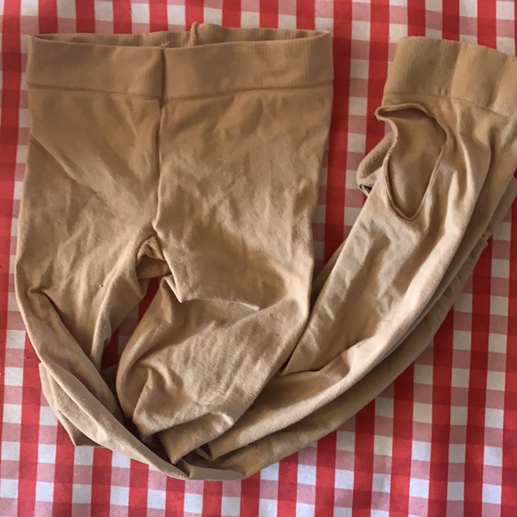 - GIRLS NUDE DANCE TIGHTS - - Picture 2 of 4